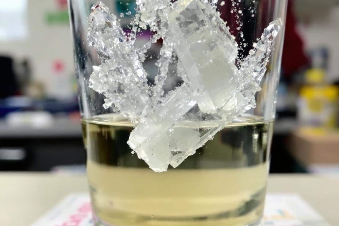 Combien de temps le cbd reste dans les urines : durée et détection